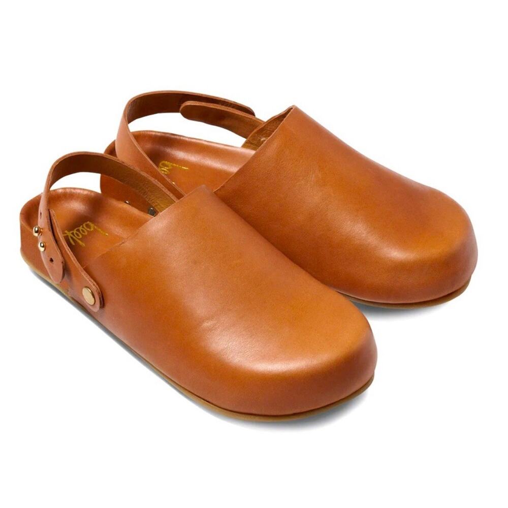 Beek Brant Leather Tan Brown Mules Clogs NIB